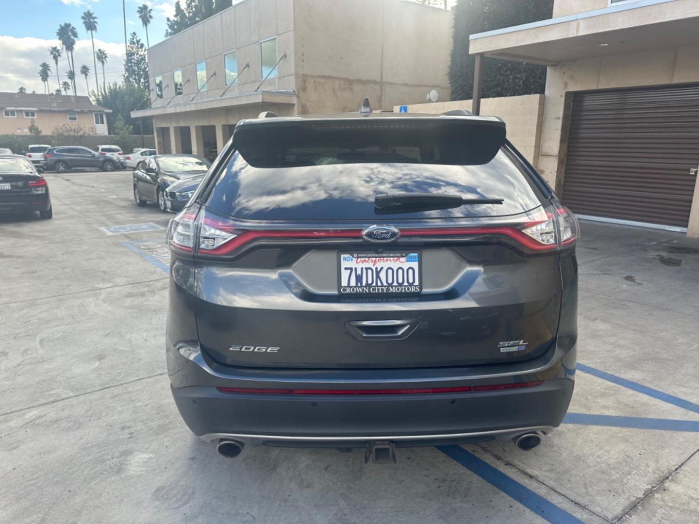 2016 Gray /Black Ford Edge SEL AWD (2FMPK4J93GB) with an 2.0L L4 DOHC 16V engine, 6A transmission, located at 30 S. Berkeley Avenue, Pasadena, CA, 91107, (626) 248-7567, 34.145447, -118.109398 - Photo#3